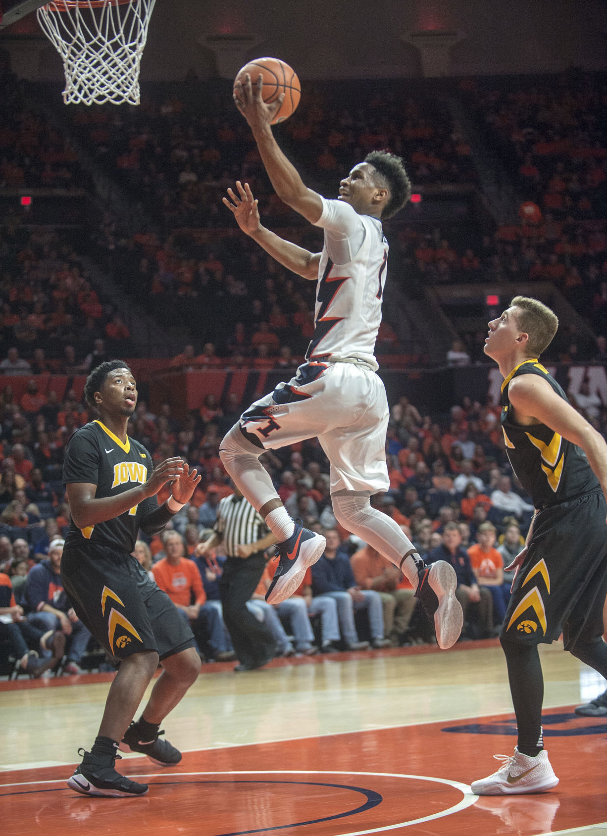 Iowa Illinois Basketball